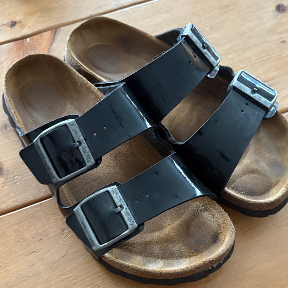 Black double strap Sandals vegan patent